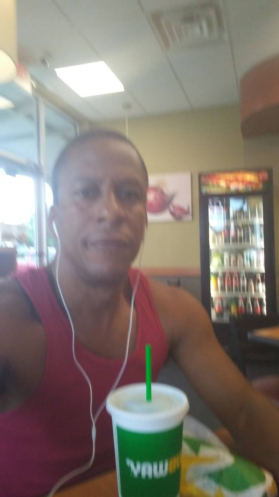 Subway Restaurants | restaurant | 8002 Callaghan Rd, San Antonio, TX 78230, USA | 2103490605 OR +1 210-349-0605