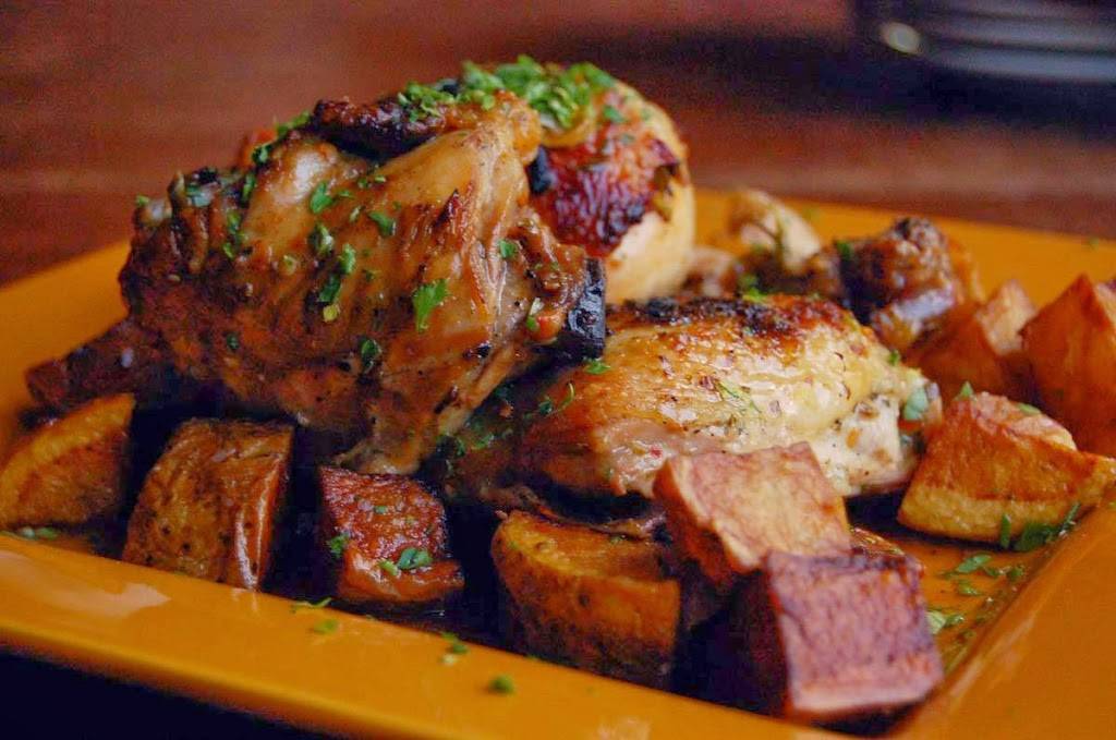 Martells | restaurant | 3501 Greenleaf Blvd, Kalamazoo, MI 49008, USA | 2693752105 OR +1 269-375-2105