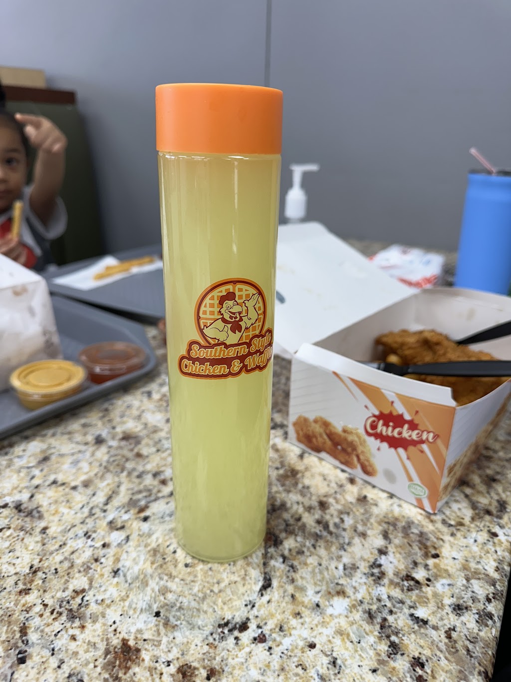 Southern Style Chicken & Waffle | restaurant | 6711 Marlboro Pike, District Heights, MD 20747, USA | 3018354477 OR +1 301-835-4477