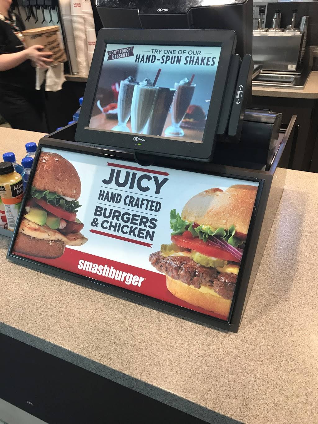 Smashburger | restaurant | 8000 Essington Ave Terminal A West, Philadelphia, PA 19153, USA | 3036331500 OR +1 303-633-1500