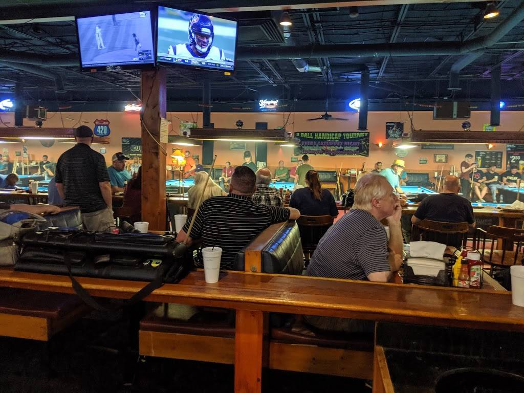 Cues Billiards | restaurant | 3354 Canton Rd #140, Marietta, GA 30066, USA | 7704251101 OR +1 770-425-1101