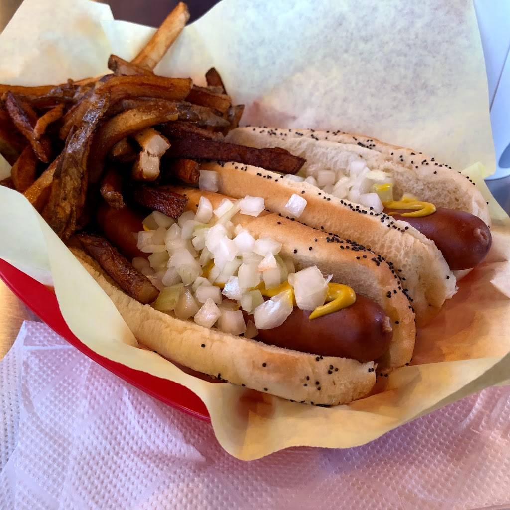 Mile High Vienna Stand | meal takeaway | 300 Santa Fe Dr, Denver, CO 80223, USA | 7203794600 OR +1 720-379-4600