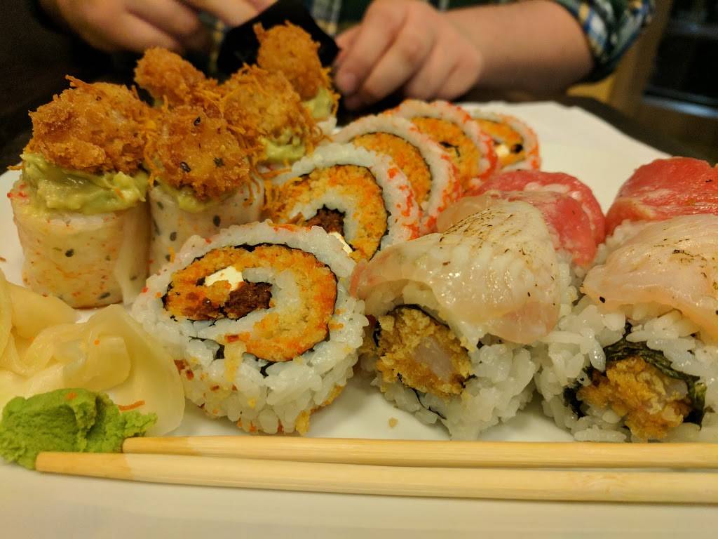 Sushi Shop | restaurant | Rez de chaussée, 915 Boulevard de Maisonneuve O, Montréal, QC H3A 0A5, Canada | 5148471118 OR +1 514-847-1118