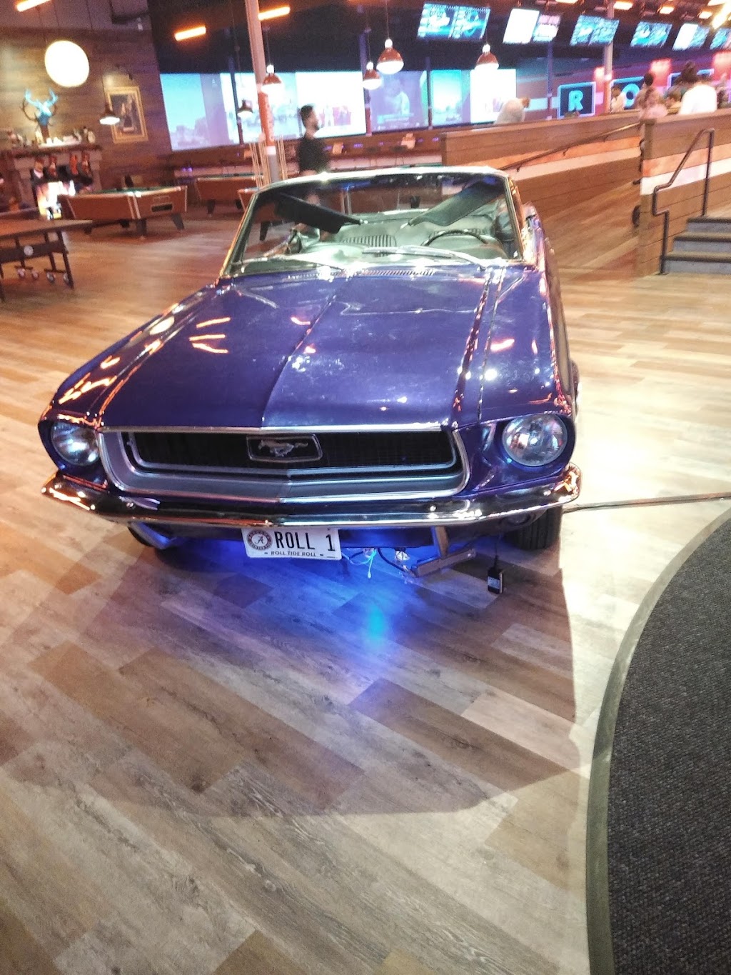 Bowlero Tuscaloosa | restaurant | 2001 McFarland Blvd E, Tuscaloosa, AL 35404, USA | 2055187781 OR +1 205-518-7781