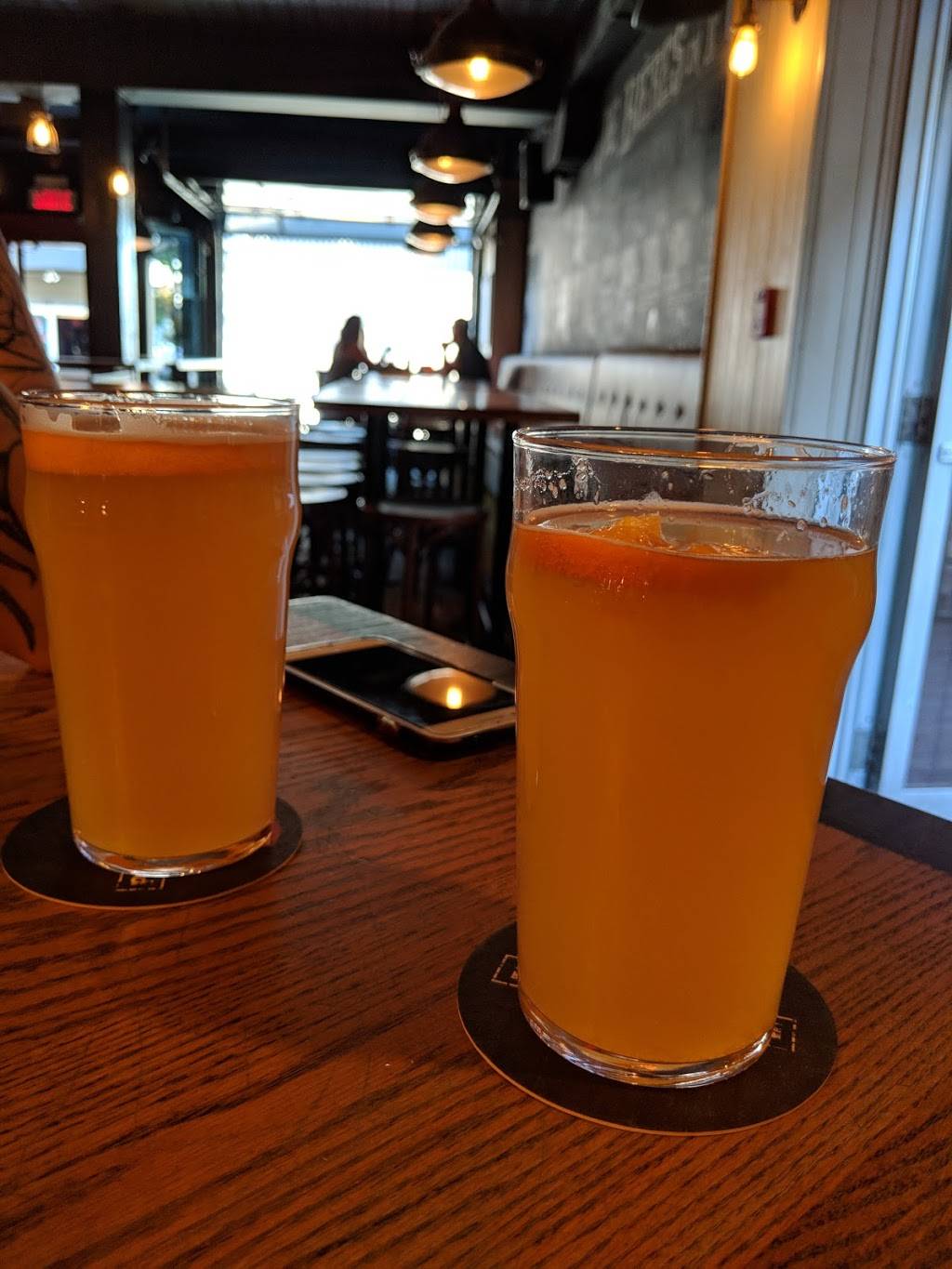 Prohibition Bar à Bières | restaurant | 32 Rue Blainville O, Sainte-Thérèse, QC J7E 1W9, Canada | 4509519519 OR +1 450-951-9519