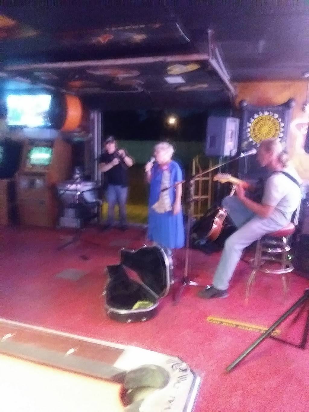 Slays Bar & Grills | restaurant | 1239 Barbara Mae St, Houston, TX 77015, USA | 2819742894 OR +1 281-974-2894