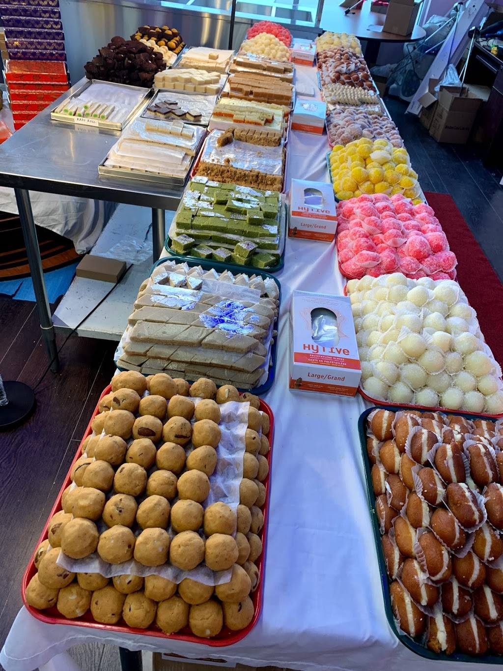 Bite Me! | restaurant | 320 Eastview Rd, Guelph, ON N1E 0L2, Canada | 5197679990 OR +1 519-767-9990