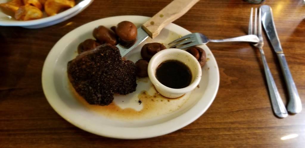 Jail House Restaurant | restaurant | 897 Pleasant Valley Rd, West Bend, WI 53095, USA | 2626759302 OR +1 262-675-9302