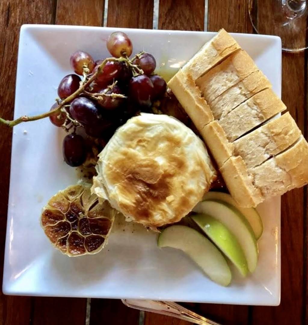 Post & Vine | restaurant | 1919 14th Ave, Vero Beach, FL 32960, USA | 7729075159 OR +1 772-907-5159