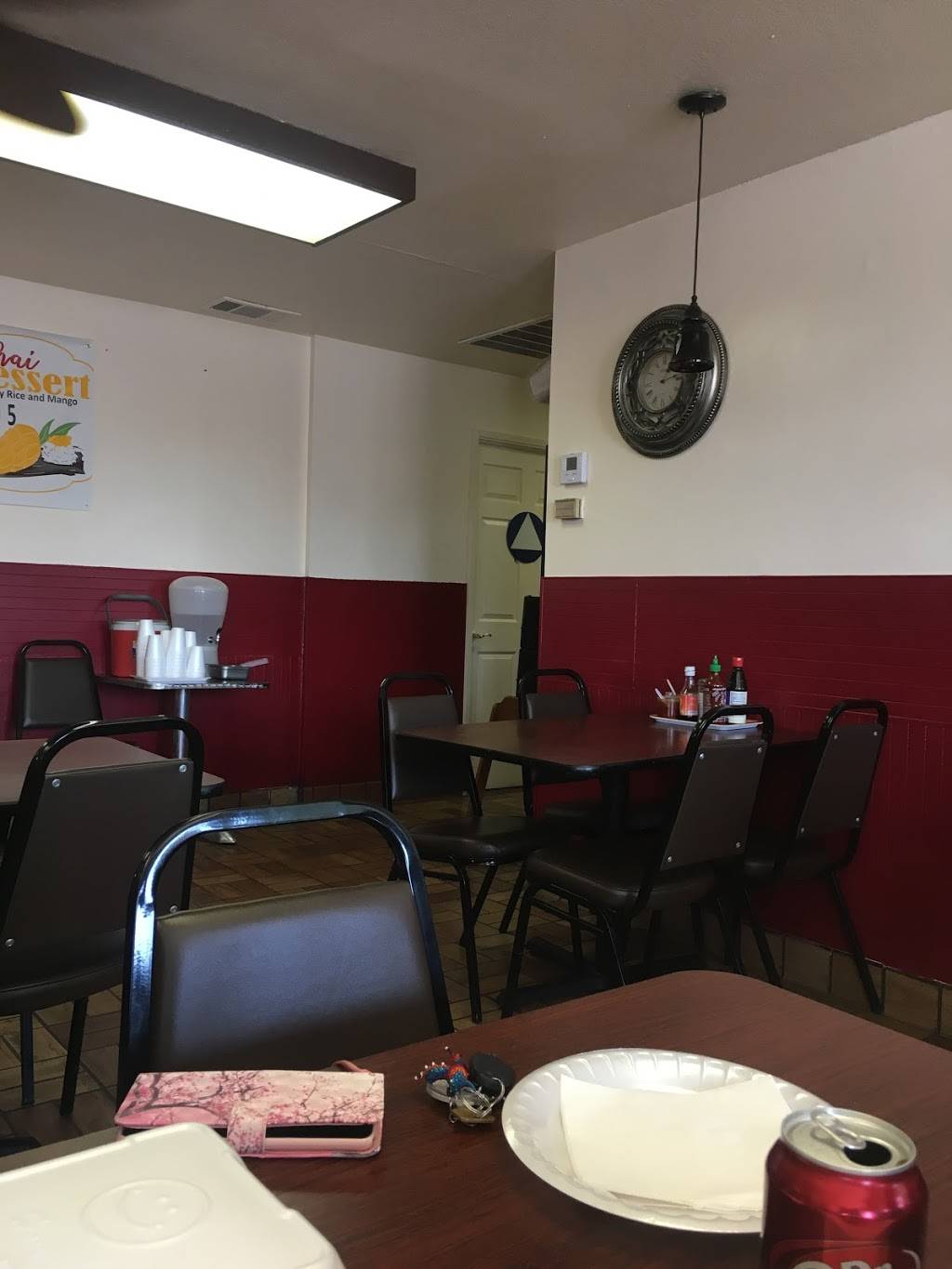 Thai Chili | restaurant | 75 W Bullard Ave, Clovis, CA 93612, USA | 5593260309 OR +1 559-326-0309