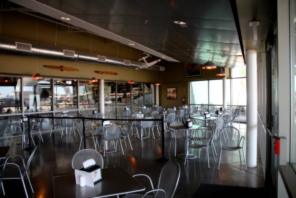 The Flight Grill | restaurant | 6000 E Valencia Rd, Tucson, AZ 85756, USA | 5206184848 OR +1 520-618-4848