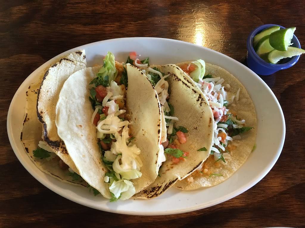 La Cabaña de Raya | restaurant | 35431 US-101 Business, Astoria, OR 97103, USA | 5033253656 OR +1 503-325-3656