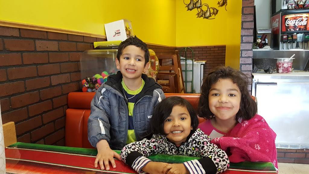 Taqueria Y Mariscos El Kora | restaurant | 3197 S Redwood Rd, West Valley City, UT 84119, USA | 8019722126 OR +1 801-972-2126