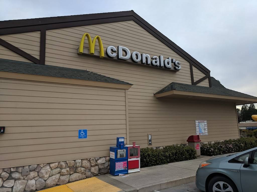 McDonalds | cafe | 501 S Auburn St, Colfax, CA 95713, USA | 5303466088 OR +1 530-346-6088