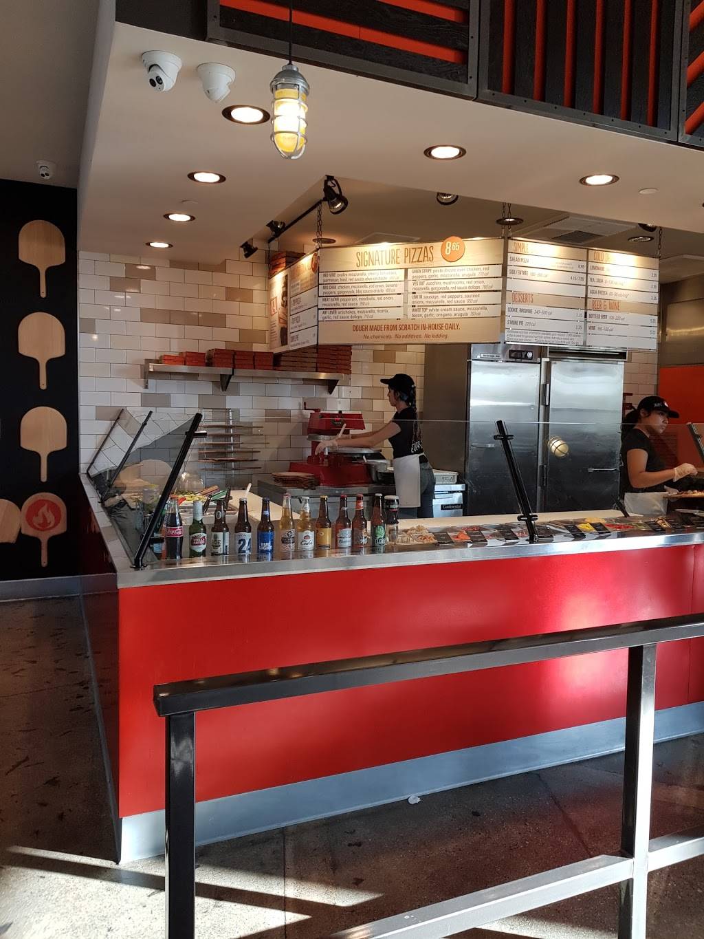 Blaze Pizza | meal takeaway | 2800 N Main St, Santa Ana, CA 92705, USA | 7144220601 OR +1 714-422-0601
