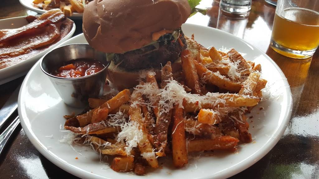 Ruddick/Wood | restaurant | 720 E 1st St, Newberg, OR 97132, USA | 5034876133 OR +1 503-487-6133