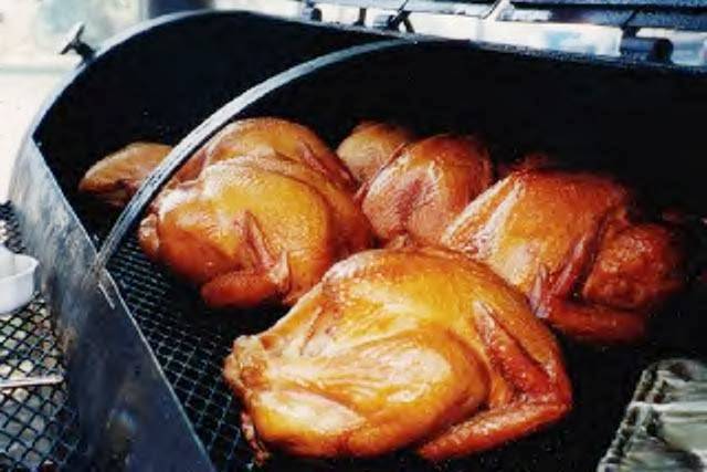 EBs Bar-B-Que | restaurant | 2516 Laburnum Ave, Charlotte, NC 28205, USA | 7043331408 OR +1 704-333-1408