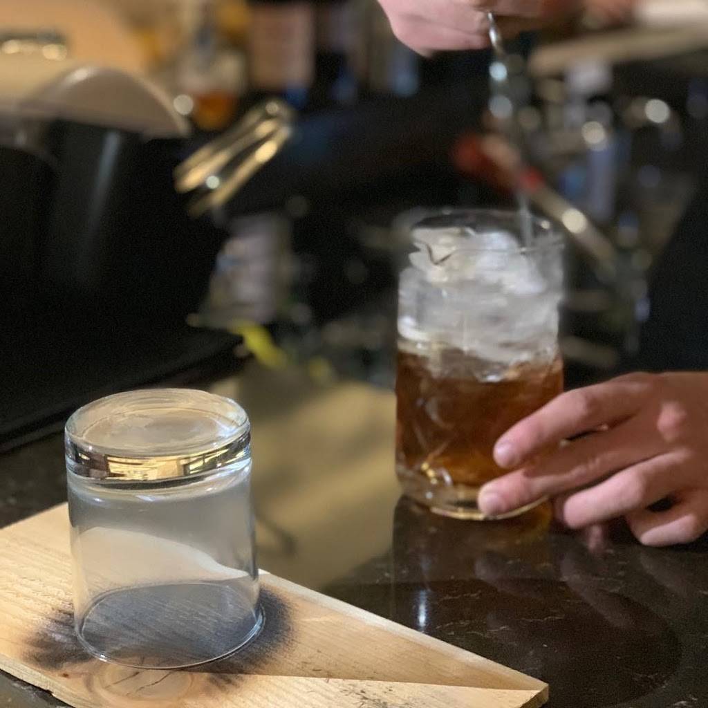 4th & Peabody: A Nashville Tavern | restaurant | 415 4th Ave S, Nashville, TN 37201, USA | 6152650352 OR +1 615-265-0352