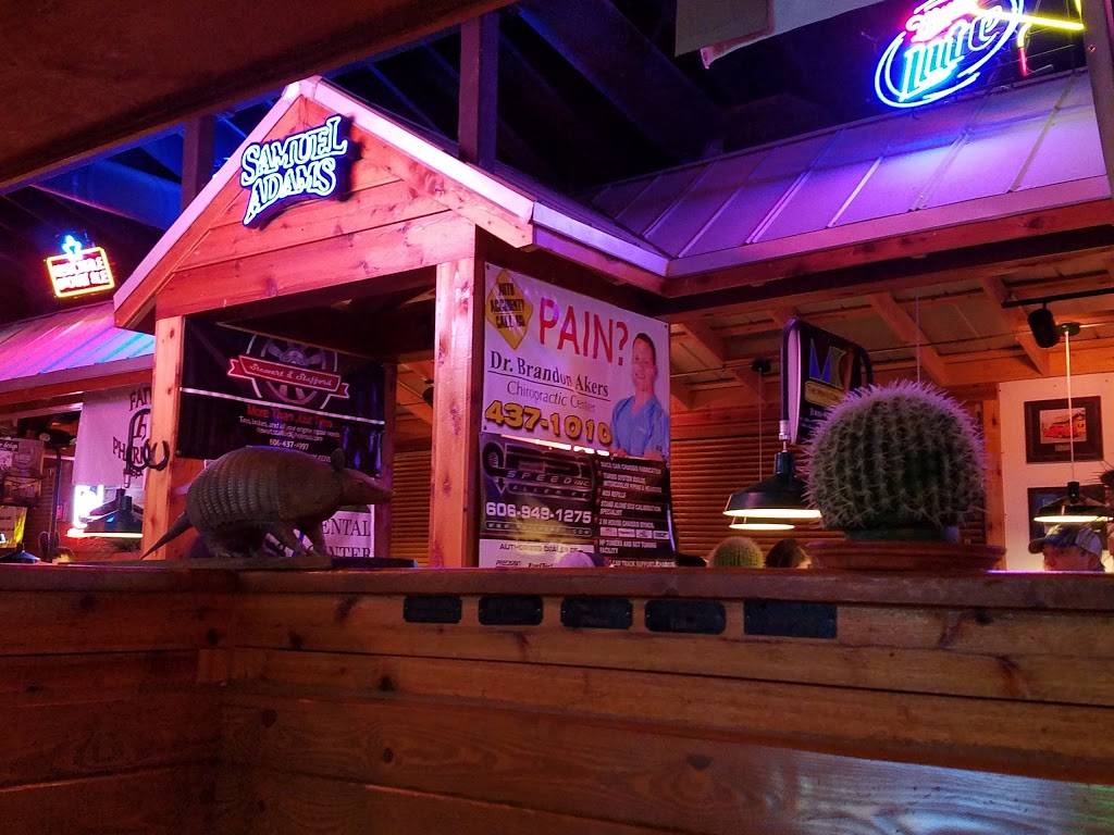 Texas Roadhouse | restaurant | 130 Justice Way, Pikeville, KY 41501, USA | 6064330008 OR +1 606-433-0008