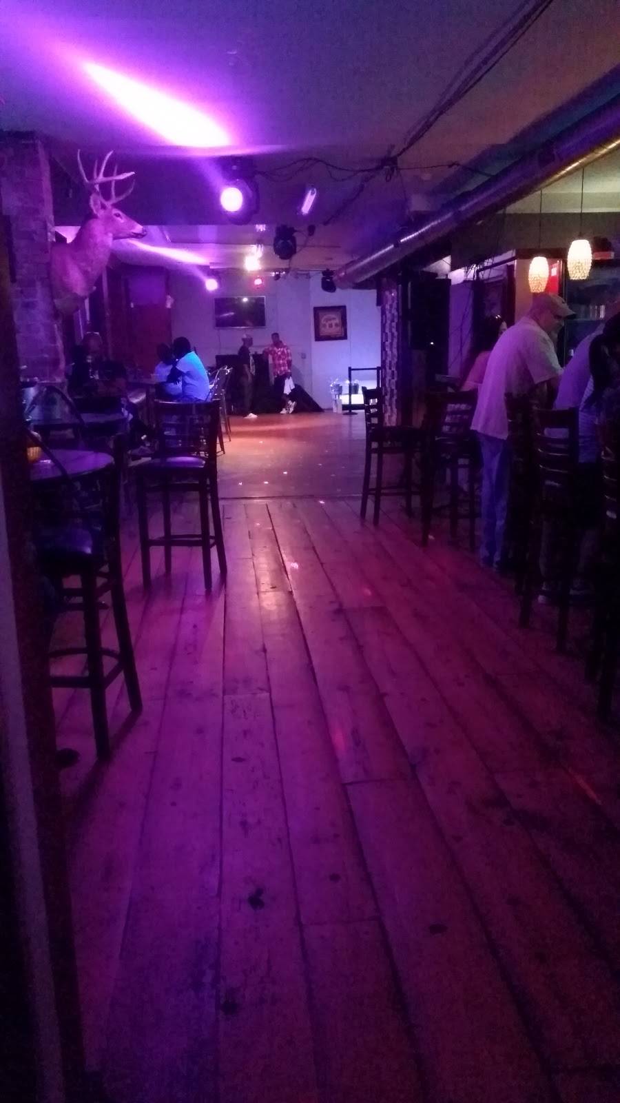 Mar De Copas | restaurant | 102 Liberty St, Newburgh, NY 12550, USA | 8456707025 OR +1 845-670-7025