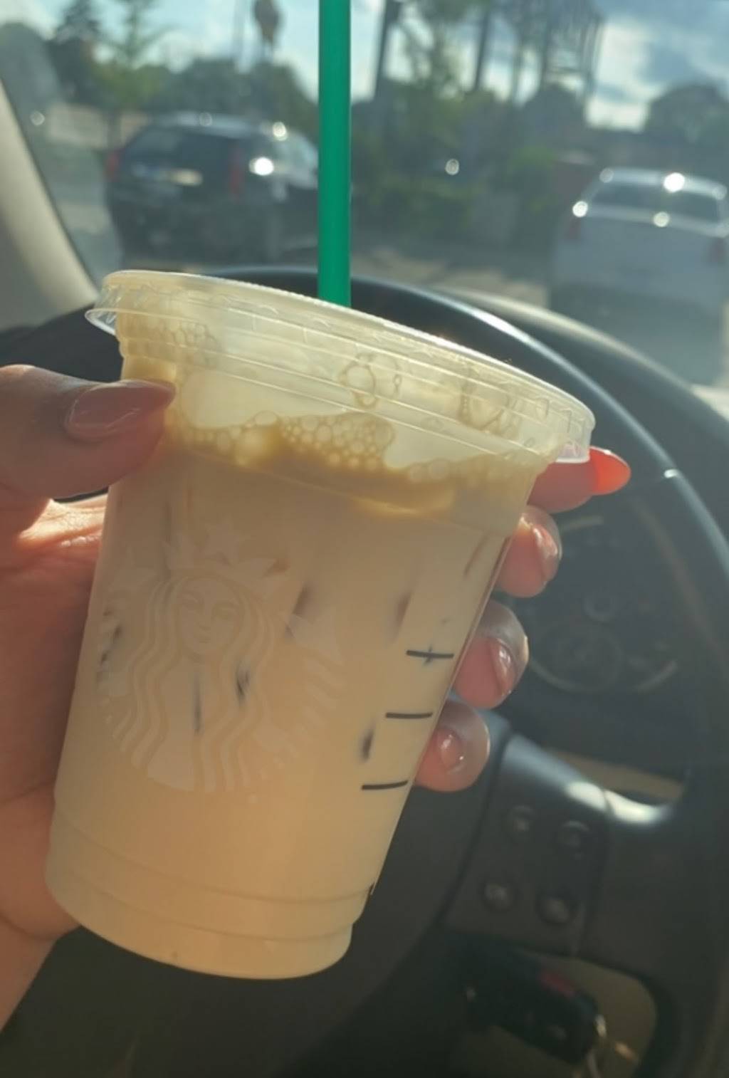 Starbucks | cafe | 26436 Telegraph Rd, Southfield, MI 48033, USA | 2487526921 OR +1 248-752-6921