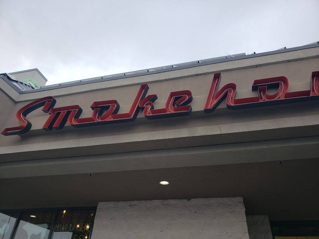 Smokehouse BBQ and Burgers | restaurant | 194 Center St, Orem, UT 84057, USA | 8012241554 OR +1 801-224-1554