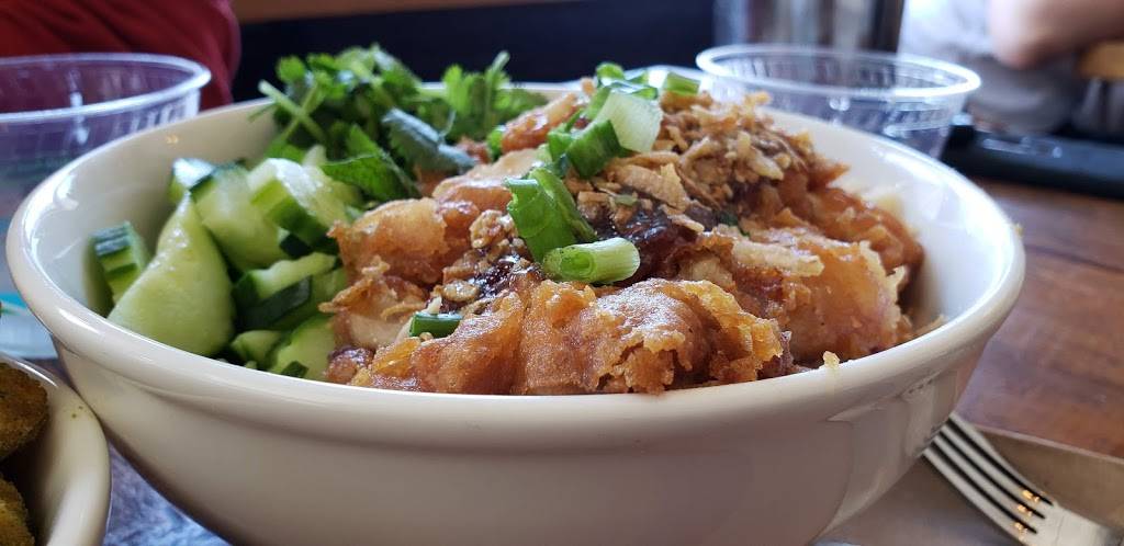 Hawking Bird | restaurant | 4901 Telegraph Ave, Oakland, CA 94609, USA | 5105932376 OR +1 510-593-2376