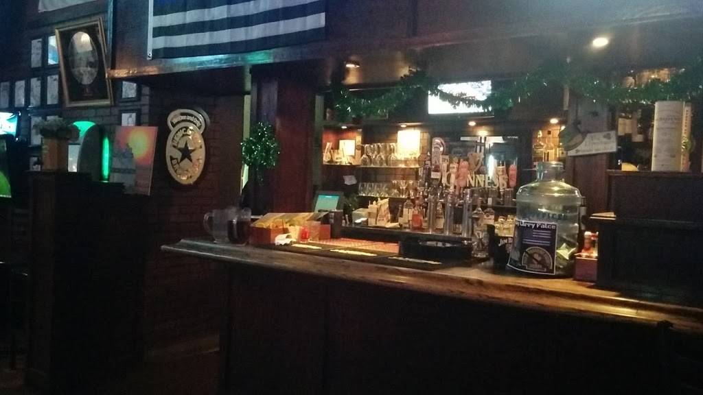 Shamrocks Grille & Pub | restaurant | 1275 Magnolia Ave, Corona, CA 92879, USA | 9518084881 OR +1 951-808-4881