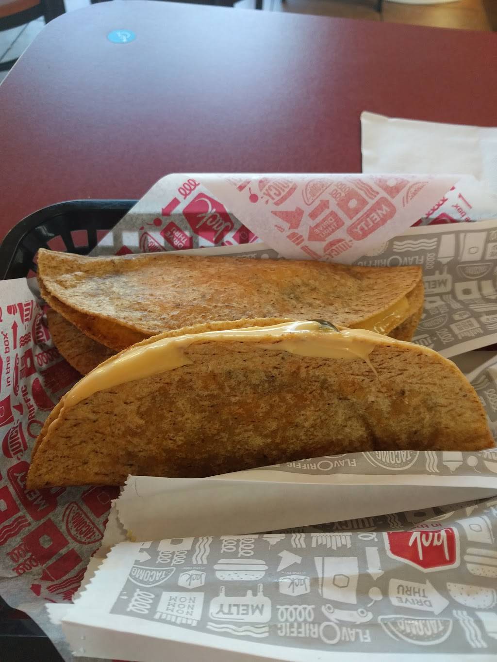 Jack in the Box | restaurant | 11729 Bandera Rd, San Antonio, TX 78250, USA | 2106820091 OR +1 210-682-0091