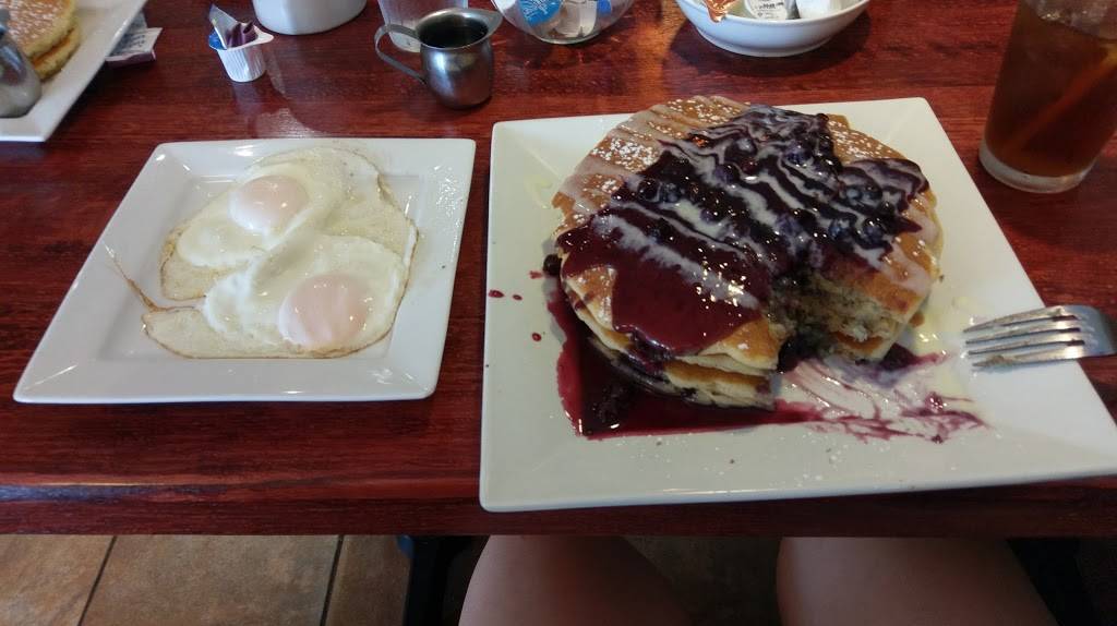 Flappys Pancake House | restaurant | 1085 Army Trail Rd, Bartlett, IL 60103, USA | 6302130700 OR +1 630-213-0700