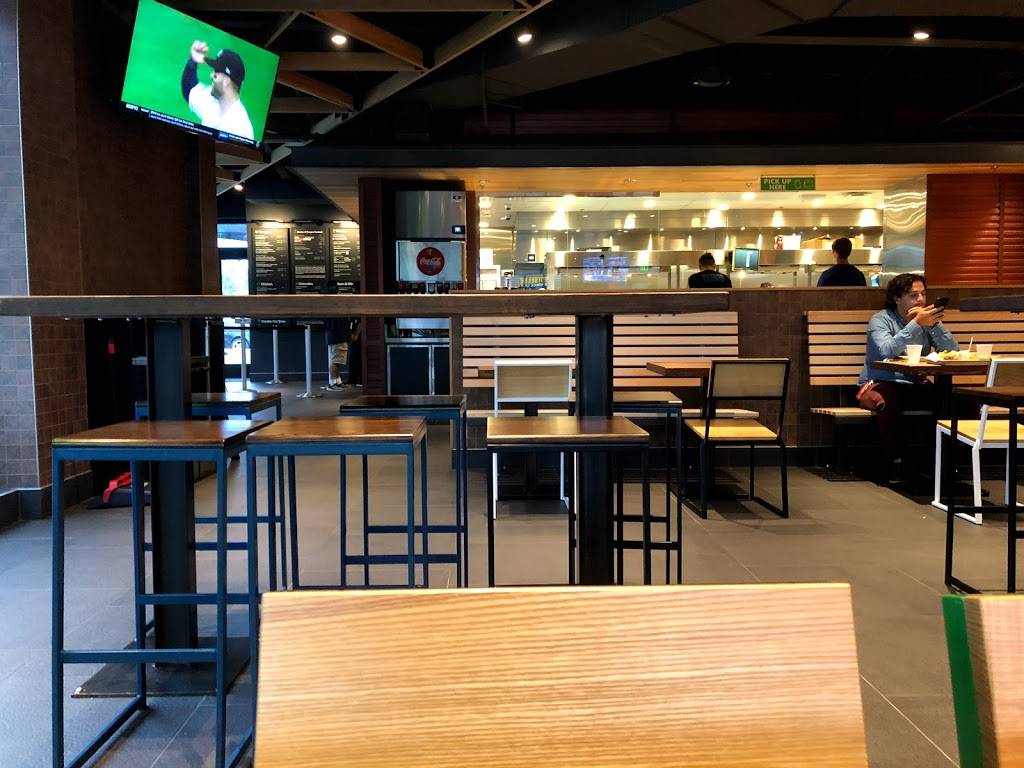 Shake Shack | restaurant | 3003 Broadway St, San Antonio, TX 78209, USA | 2104693732 OR +1 210-469-3732