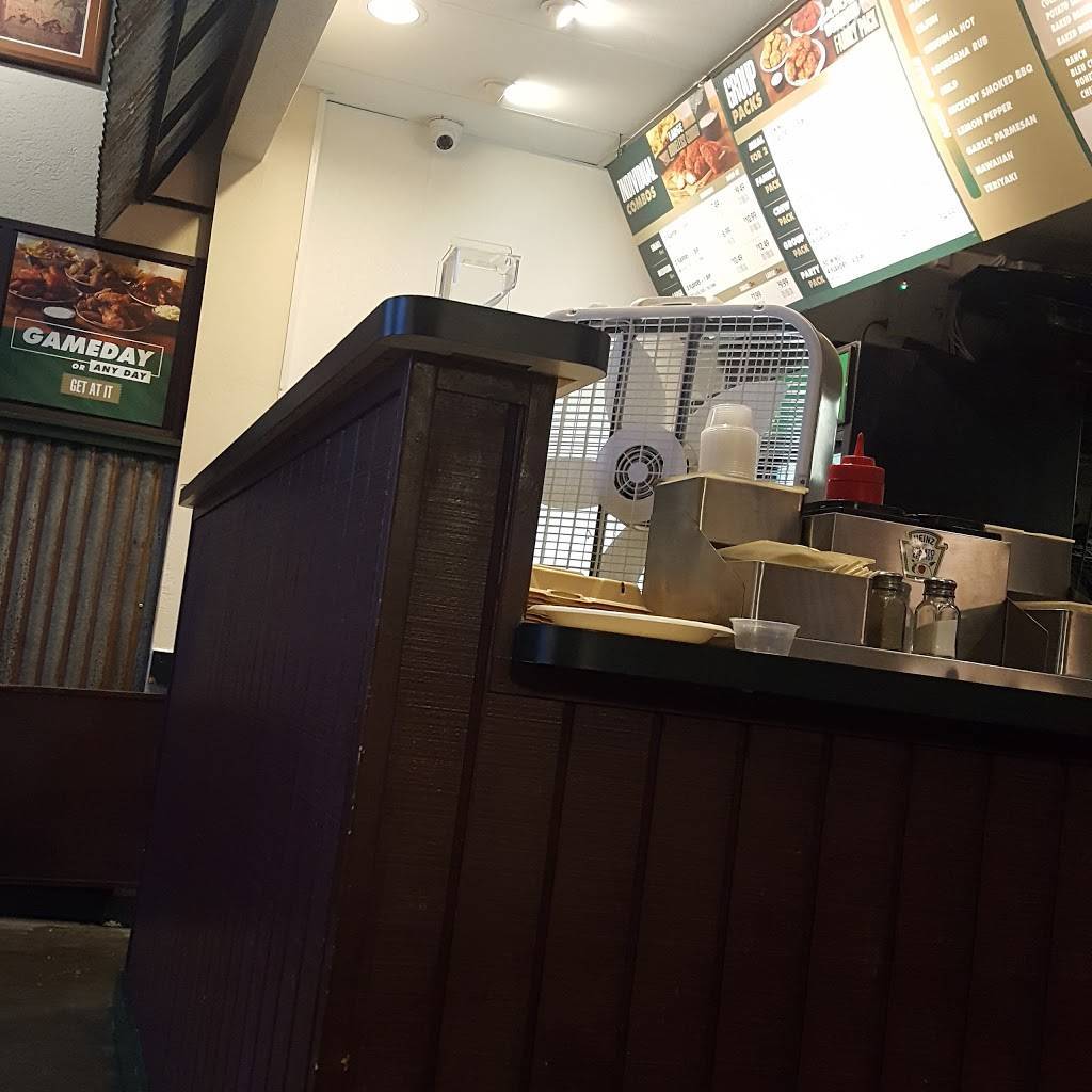 Wingstop | restaurant | 6777 Woodlands Pkwy Ste 324, The Woodlands, TX 77382, USA | 2814193003 OR +1 281-419-3003