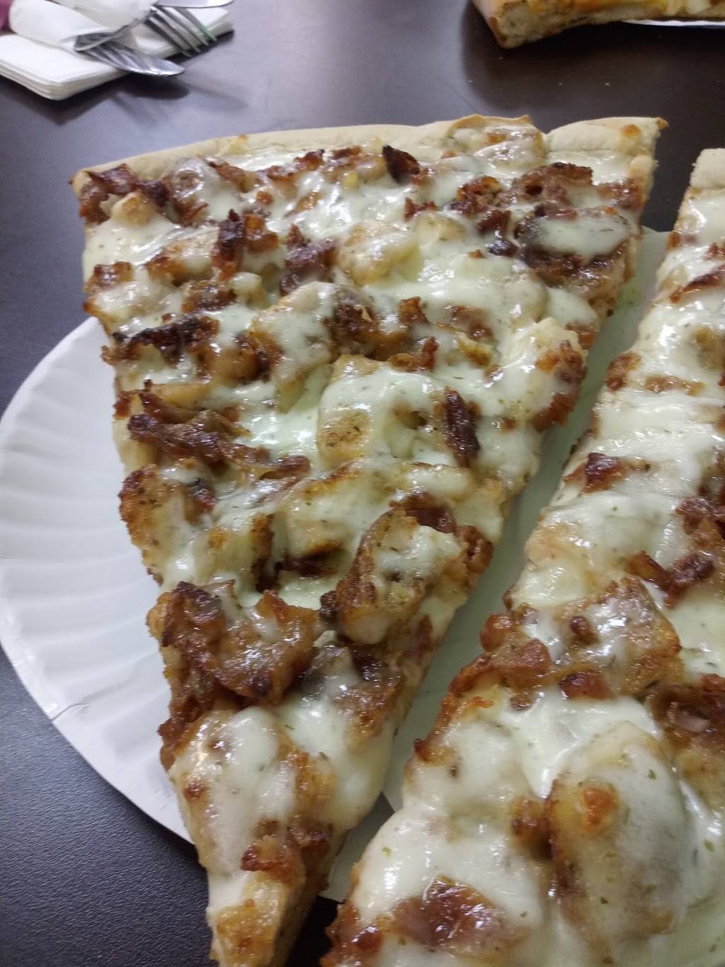 Sandys Pizza | restaurant | 322 Rues Ln, East Brunswick, NJ 08816, USA | 7322541313 OR +1 732-254-1313