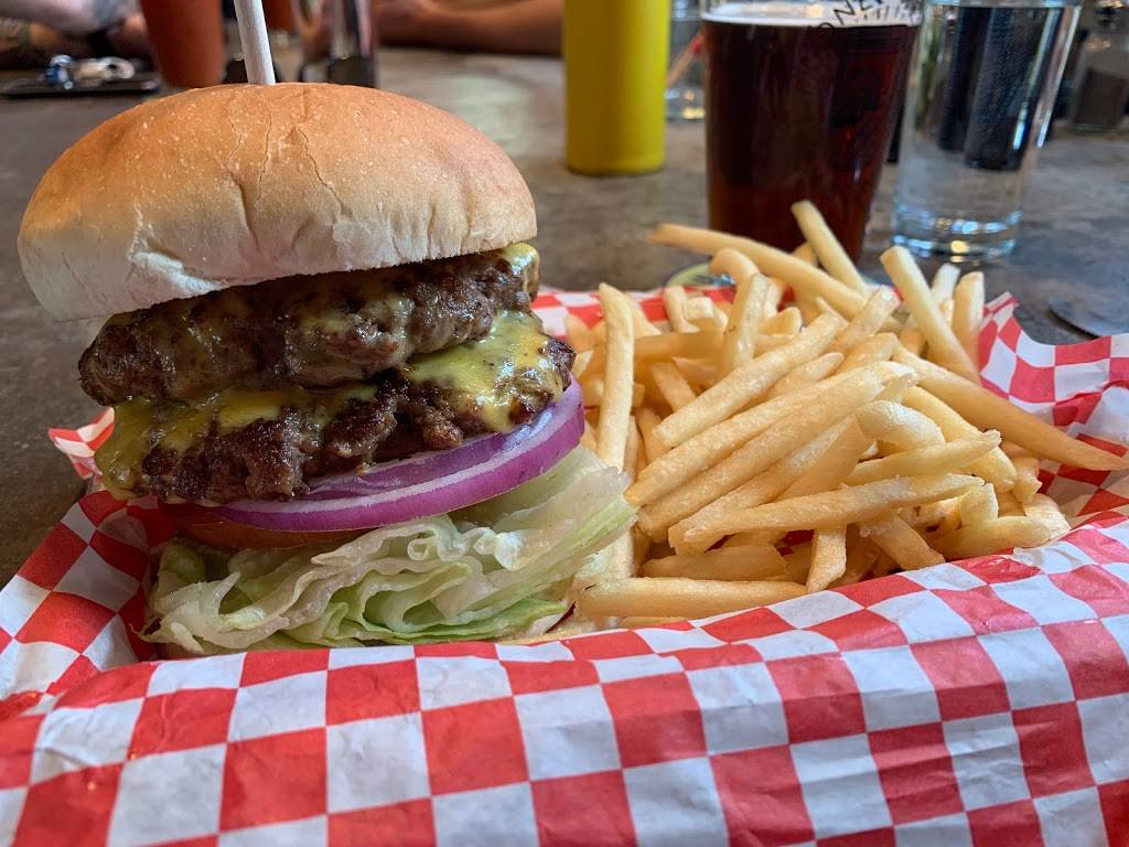 The Cardinal | restaurant | 1711 NC-105, Boone, NC 28607, USA | 8283559600 OR +1 828-355-9600