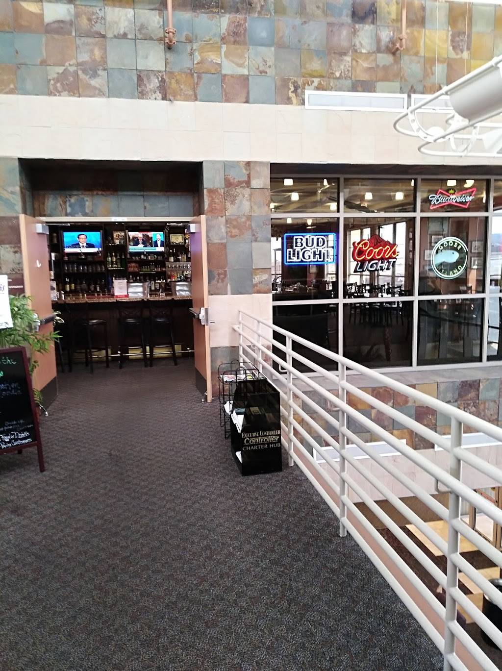 The Landings Restaurant | restaurant | 3500 Executive Terminal Dr #200, Henderson, NV 89052, USA | 7026163337 OR +1 702-616-3337