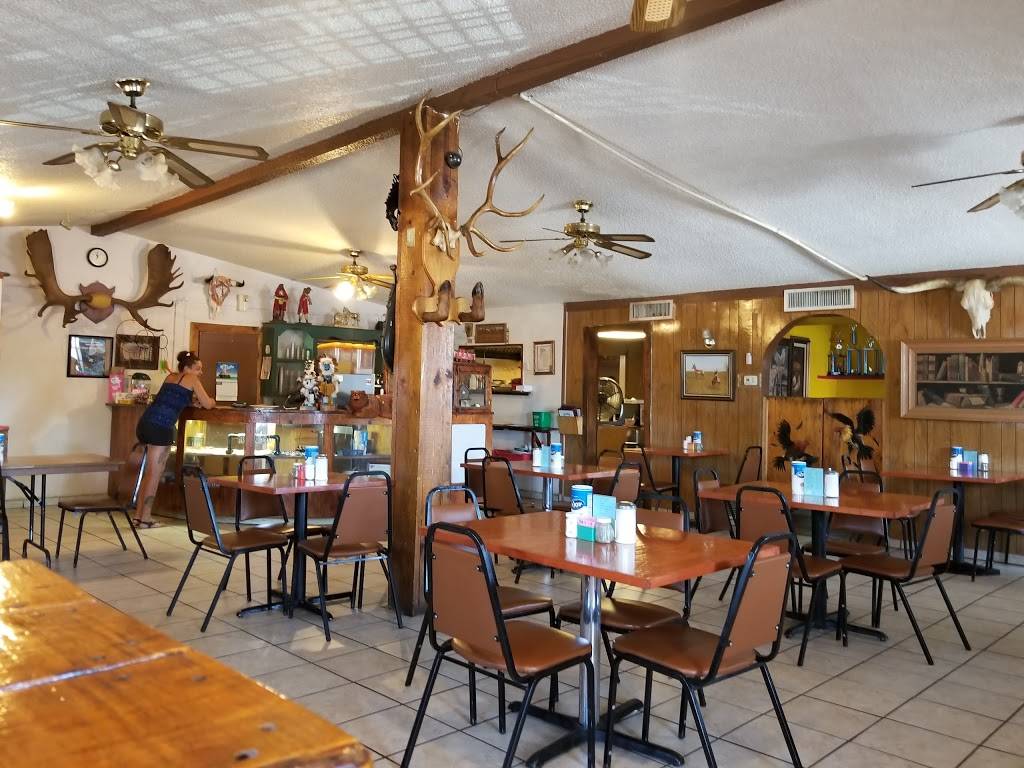 El Bayo | restaurant | 300 Paloma Blanca Dr, Chaparral, NM 88081, USA | 5758244749 OR +1 575-824-4749