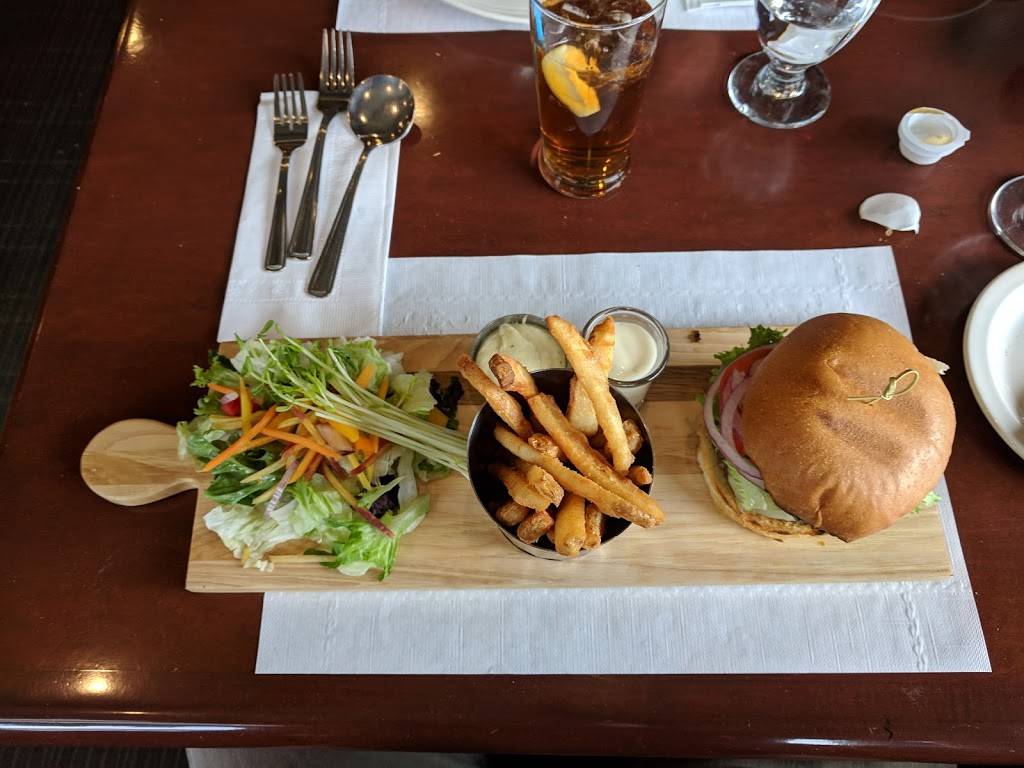 Luxor | restaurant | 213 Rue Notre Dame E, Victoriaville, QC G6P 4A2, Canada | 8197522022 OR +1 819-752-2022