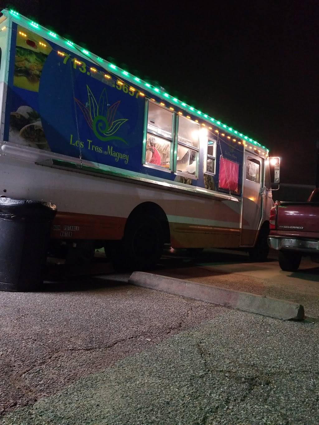 Tacos El Compa PepeChuy | restaurant | Freeport St, Houston, TX 77015, USA | 8326707583 OR +1 832-670-7583