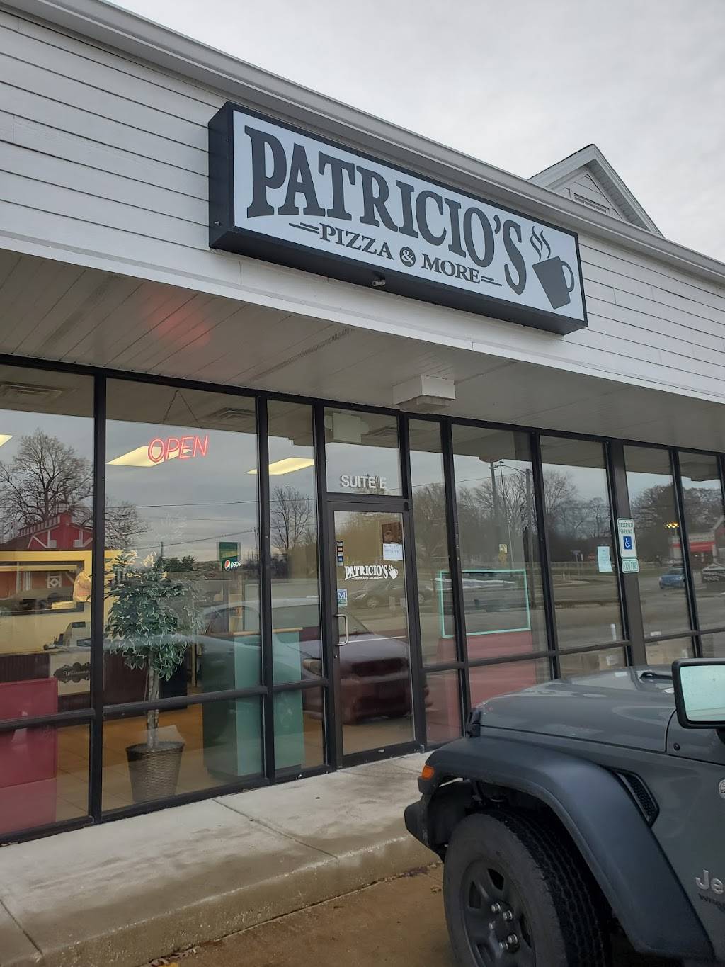 Patricios pizza and more | restaurant | 703 Eastwood Dr, Mahomet, IL 61853, USA | 2175900786 OR +1 217-590-0786
