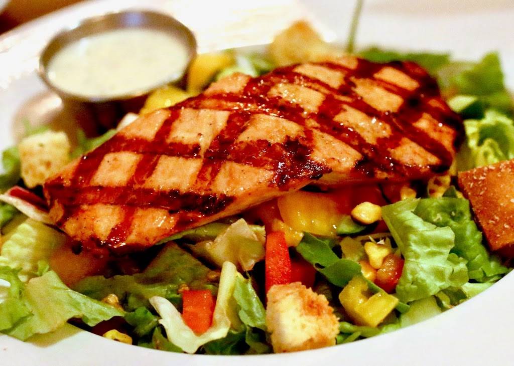 King Street Oyster Bar | restaurant | 12 S King St, Leesburg, VA 20175, USA | 5714428068 OR +1 571-442-8068