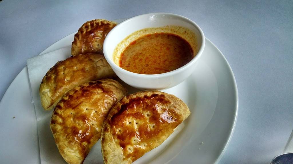 Merlion Restaurant & Bar | restaurant | 19628 Stevens Creek Blvd, Cupertino, CA 95014, USA | 4087778228 OR +1 408-777-8228