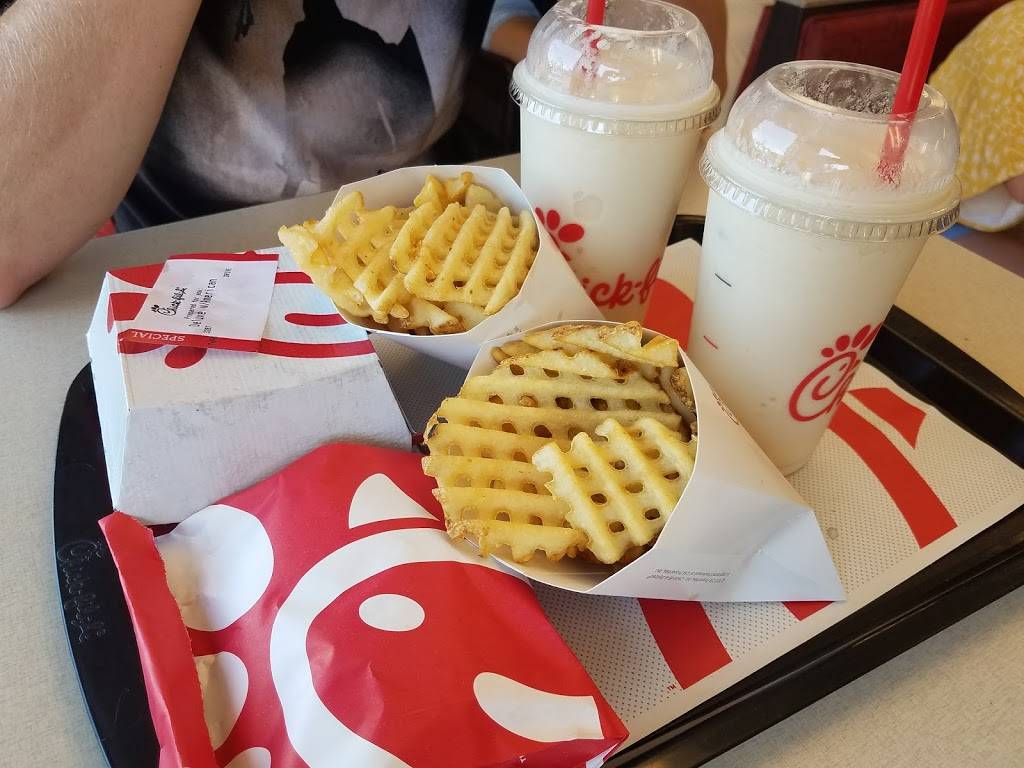 Chick-fil-A | restaurant | 1323 Main St, Logan, UT 84341, USA | 4357558300 OR +1 435-755-8300