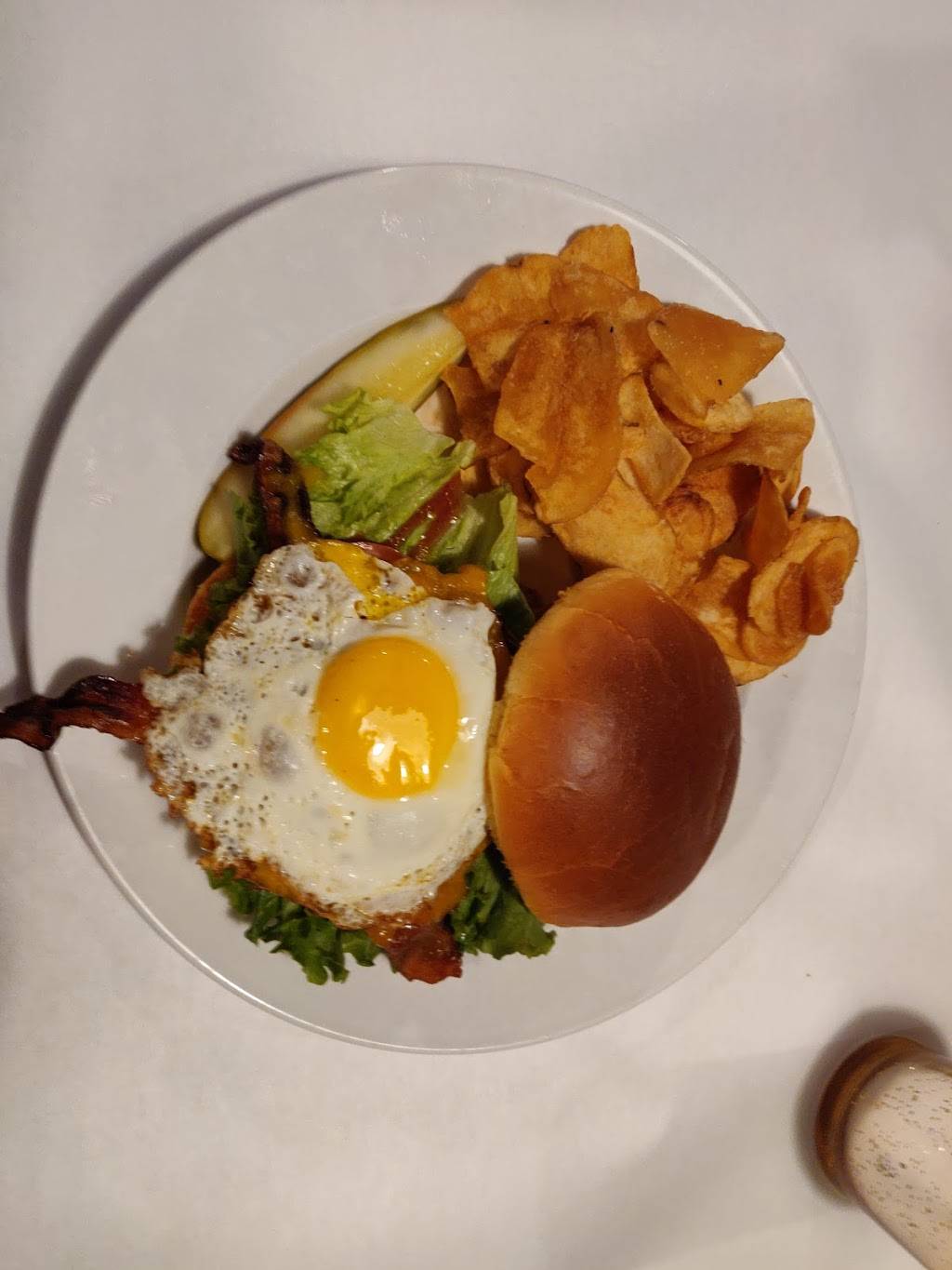 Brewsters Cafe Bistro Pub | restaurant | 2681 Creekside Dr, Twinsburg, OH 44087, USA | 3304057222 OR +1 330-405-7222