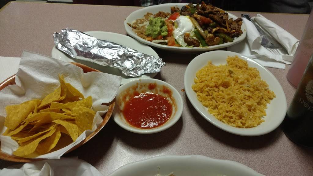 La Tolteca | restaurant | 2708 Crain Hwy, Waldorf, MD 20601, USA | 3017055353 OR +1 301-705-5353