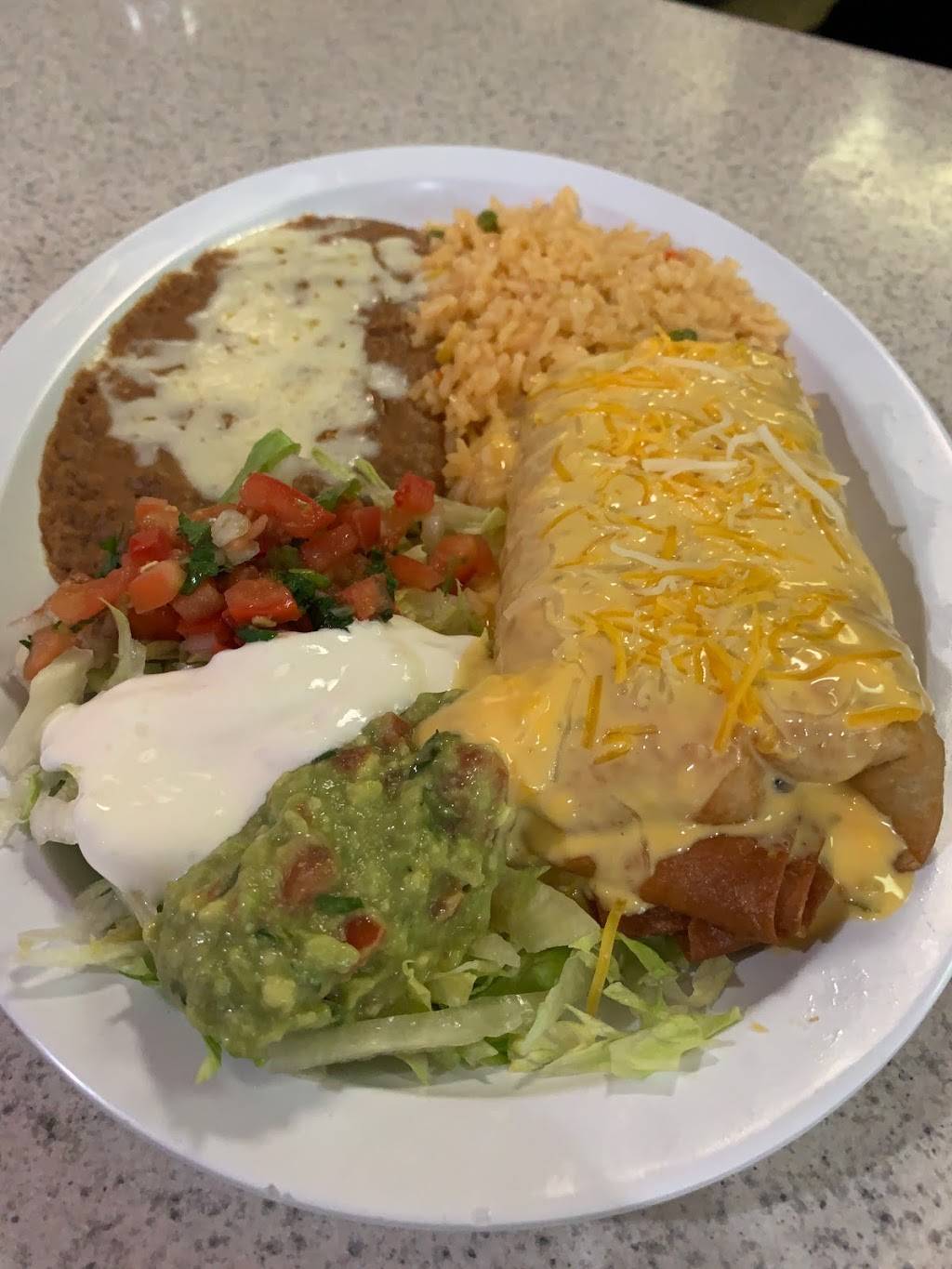 Los Jarritos Bar and Grill | restaurant | 836 2nd St, Lasalle, IL 61301, USA | 8152201840 OR +1 815-220-1840