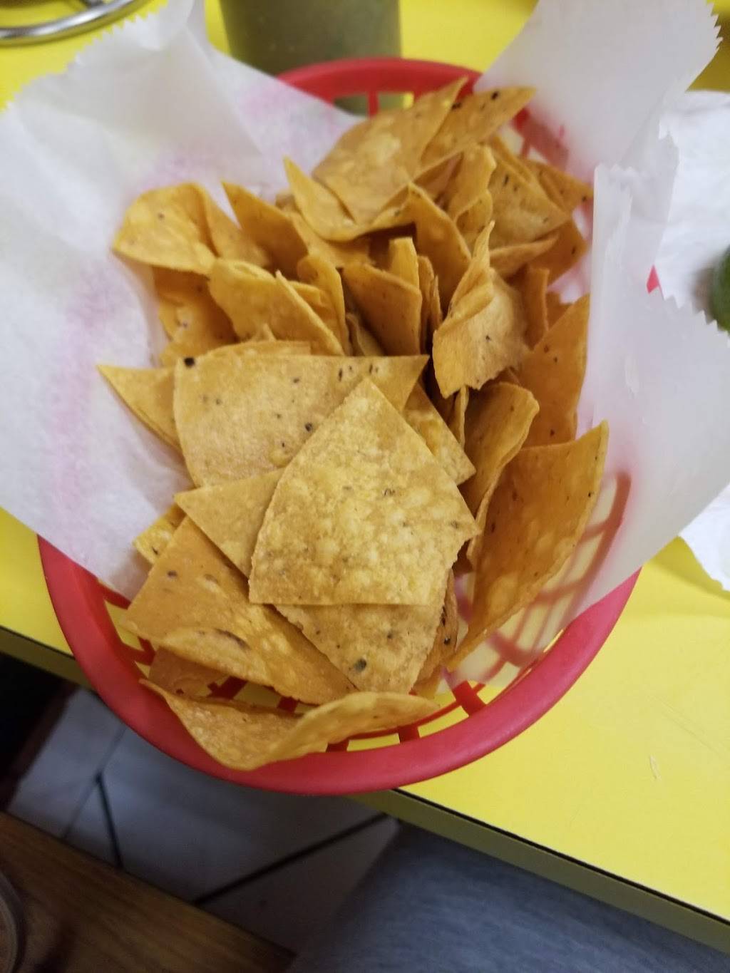 El Taconazo La Fiesta | restaurant | 114 N 19th Ave, Melrose Park, IL 60160, USA | 7083445676 OR +1 708-344-5676