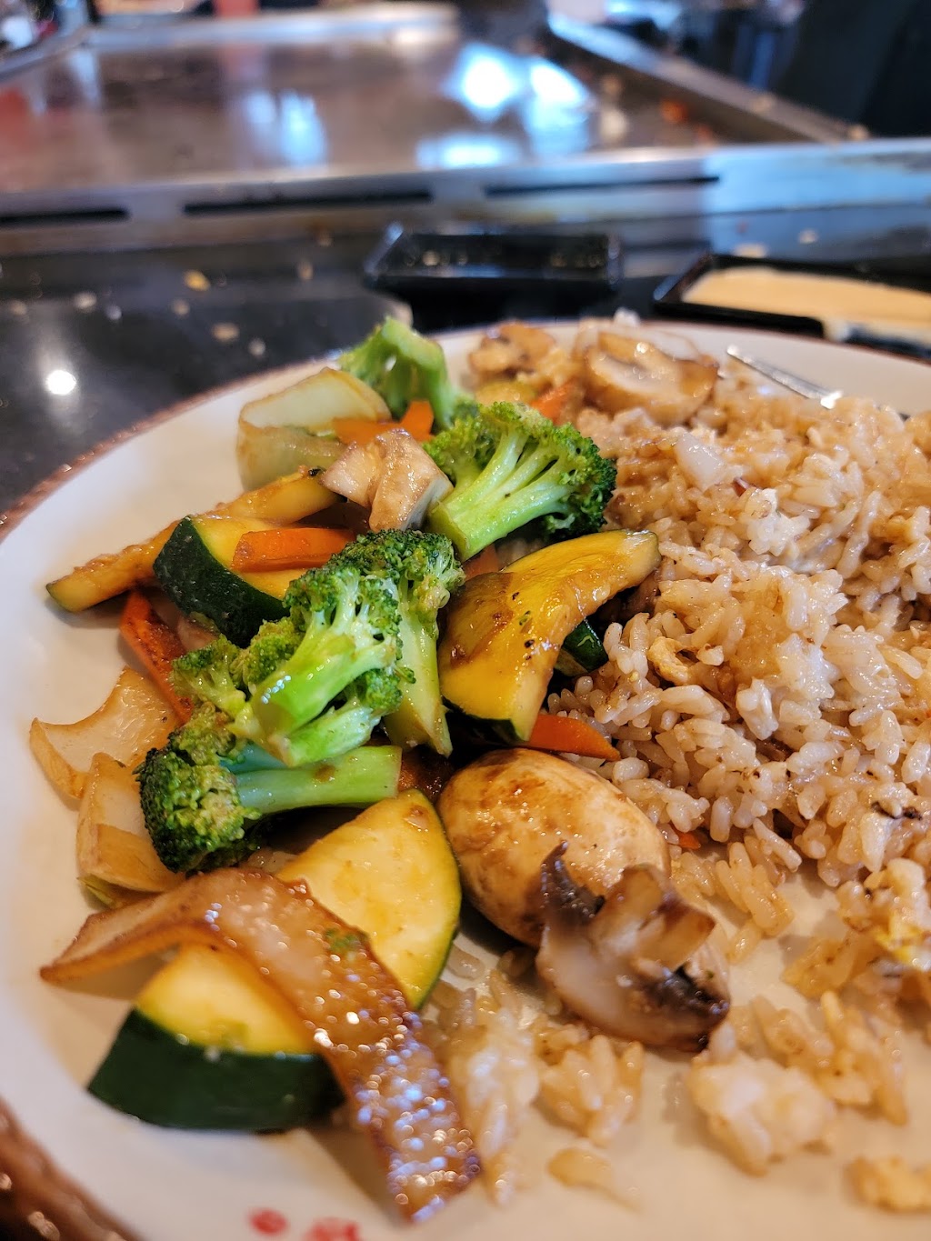 Fujiyama Japanese Steak House & Bar | restaurant | 2522 Queensgate Dr, Richland, WA 99352, USA | 5097137588 OR +1 509-713-7588