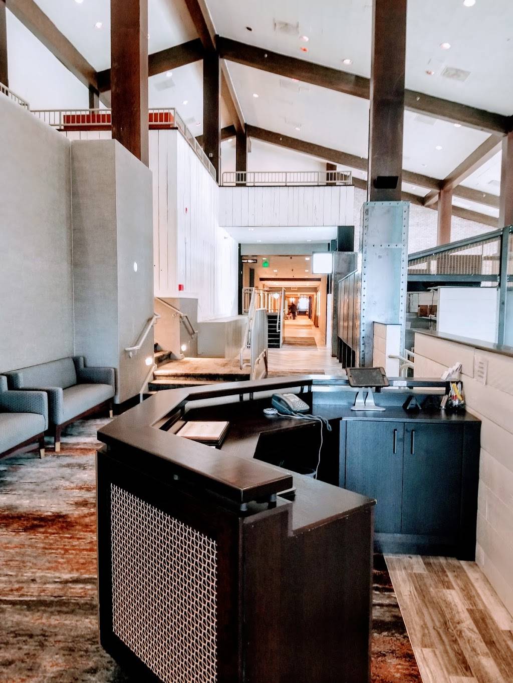 Wrights Brew & Bistro | restaurant | 10 Marriott Dr, Lincolnshire, IL 60069, USA | 8476340100 OR +1 847-634-0100