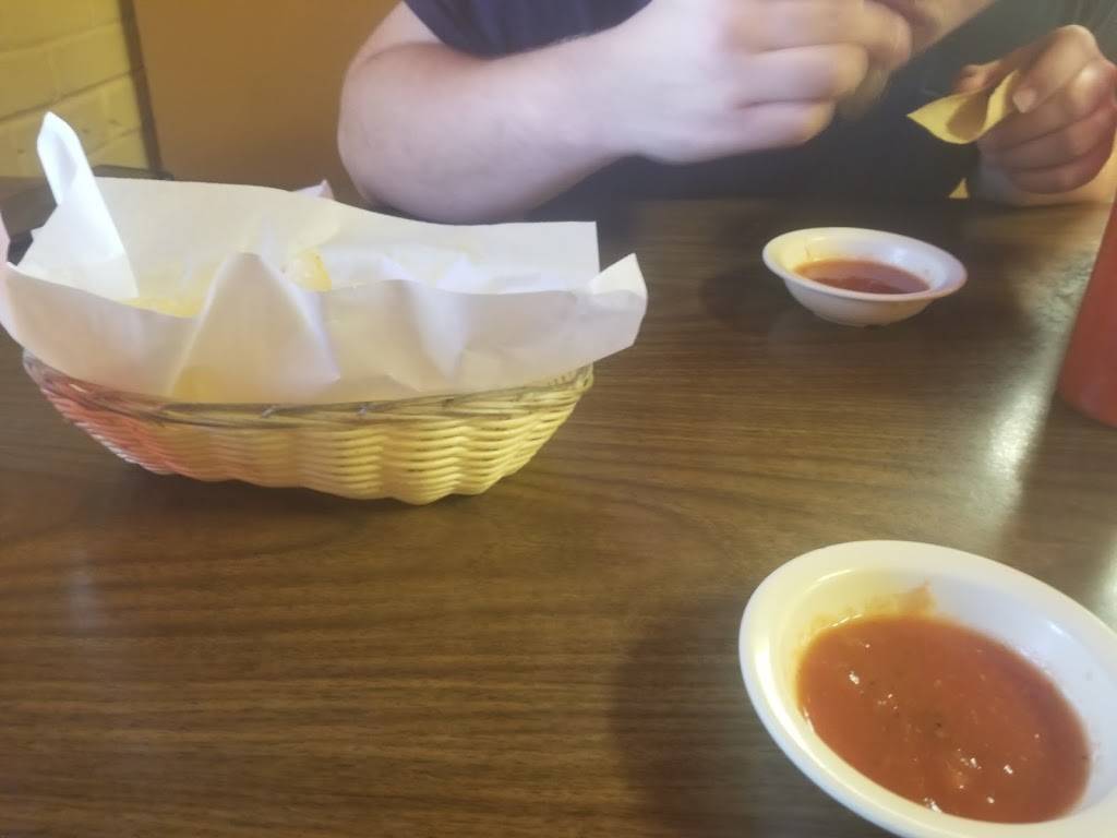 Villars Mexico Cafe | restaurant | 1860 S Hillside St, Wichita, KS 67211, USA | 3166861070 OR +1 316-686-1070