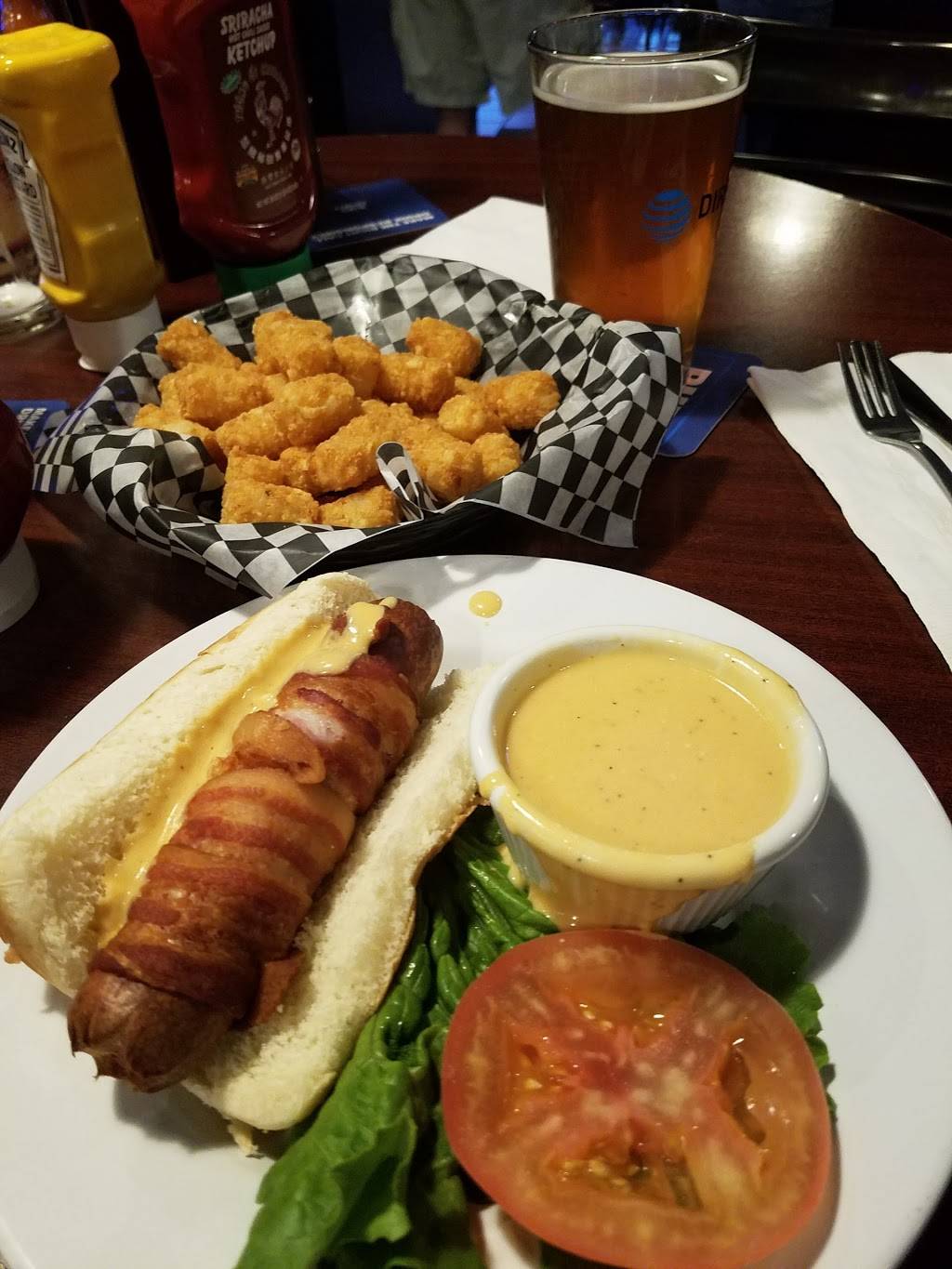 Frankie Gs Bar & Grill | restaurant | 4565 Chestnut Park Plaza, St. Louis, MO 63129, USA | 3148949292 OR +1 314-894-9292